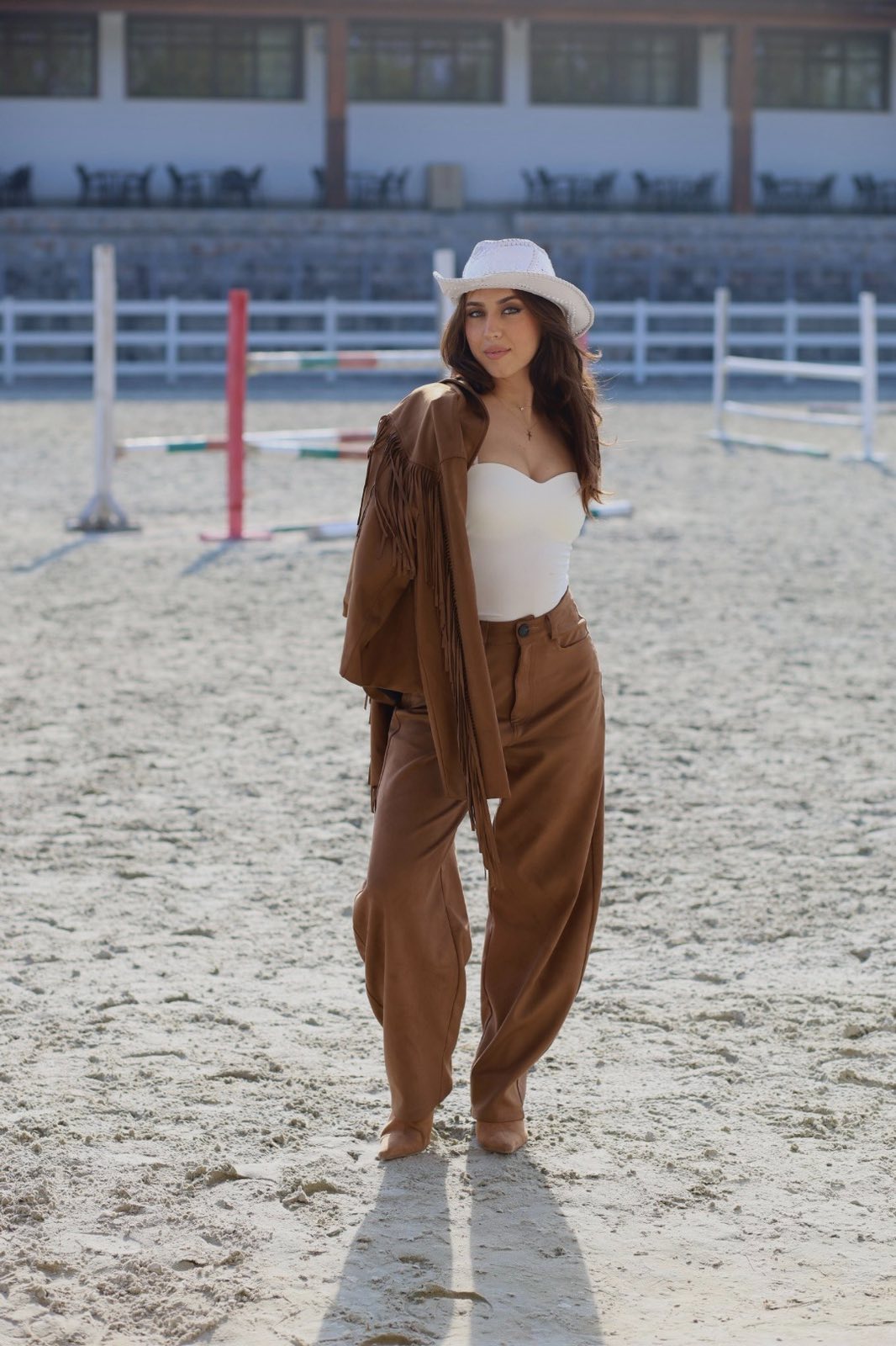 Кафяви велурени панталони