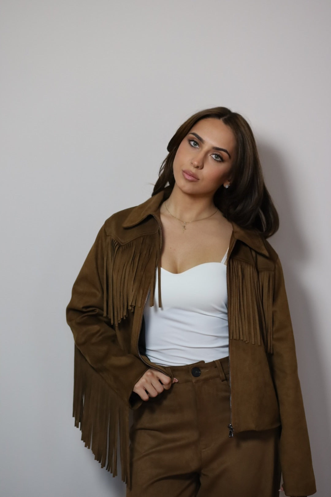 Кафяво велурено яке