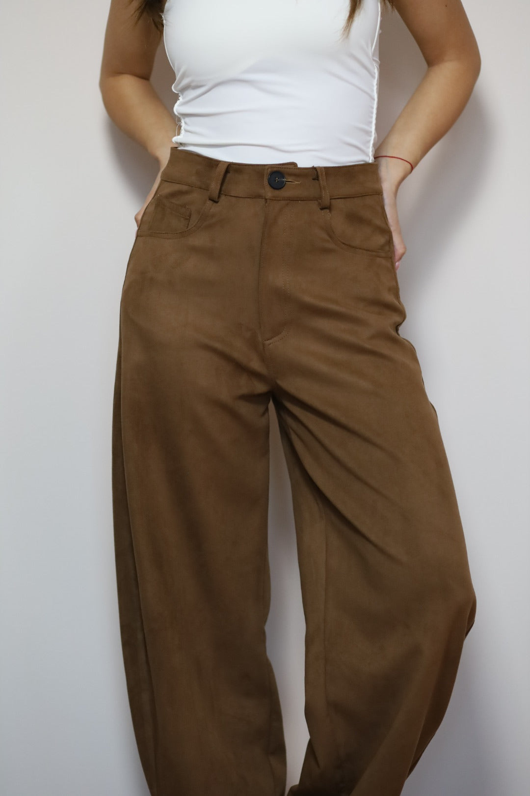 Кафяви велурени панталони